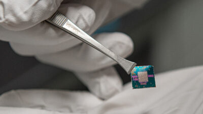 Penn State materials science and engineering researchers used molybdenum disulfide, a 2D material, to create a low-power cryptographic chip less than one nanometer thick.