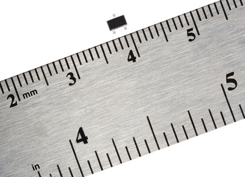 Honeywell launches the industry’s first Nanopower Anisotropic Magnetoresistive Sensor Integrated Circuits, with smaller size and greater durability than reed switches, at the same sensitivity and essentially the same cost. It’s small: see the scale. Court