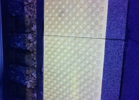 Why don’t more people heed the yellow line more often in a manufacturing setting? They do at the train station. Courtesy: Control Engineering