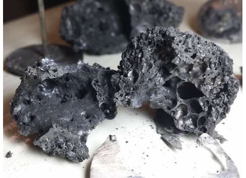 Same flask of kerogen extract after cooling. Courtesy: Linden Duncan