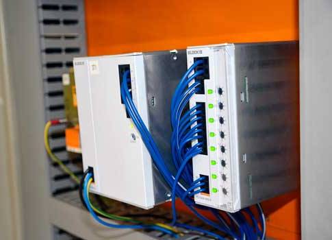 Block electronic circuit breakers, available in economy and basic, offer advantages over mechanical breakers, the company said; high inrush currents can be handled without problems. Electronic measurement of each channel’s current allows designers to redu