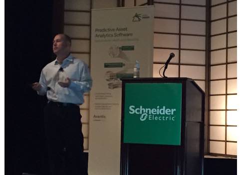 Rob McGreevy, vice president of operations for asset and information for Schneider Electric, talked about software development becoming more vertical and specific in industry operations at the 2015 Software User Conference in Chicago. Image courtesy: Chri