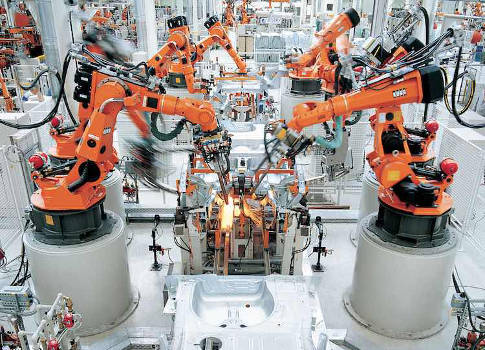 Industrial automation is going through an evolution with the Industrial Internet of Things (IIoT) and time-sensitive networking (TSN) will have a major role in improving its efficiency. Courtesy: National Instruments