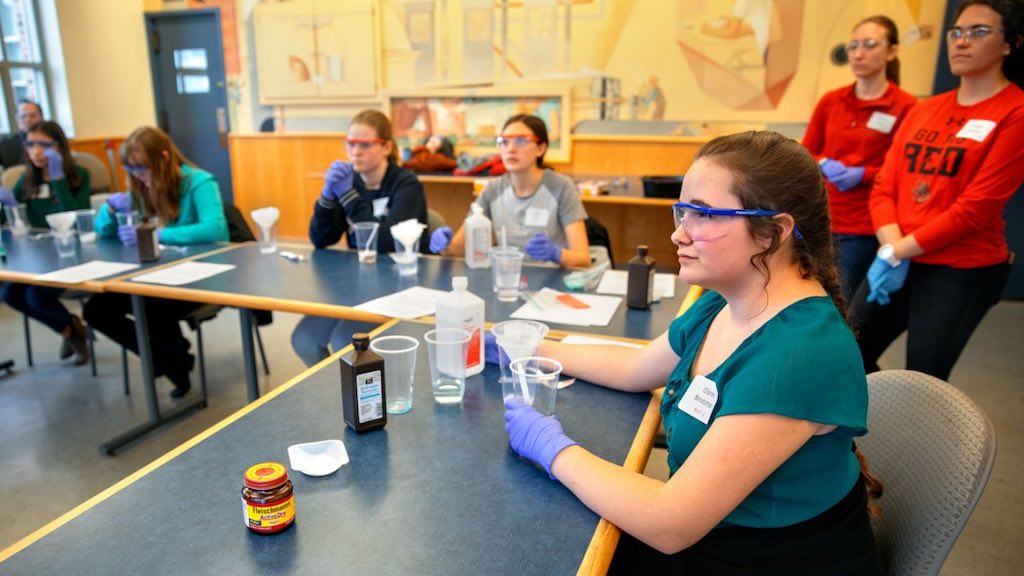 Led by Cornell graduate students, high school sophomores experiment with biological engineering principles during the W.O.M.E.N Outreach event March 16 in Olin Hall. Courtesy: Lindsay France/Cornell Brand Communications