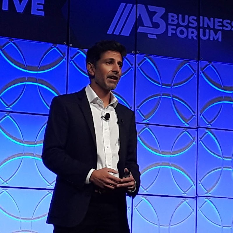 Suneel Gupta, author; entrepreneur and CEO of Rise Labs; former head of product development at Groupon and Mozilla Labs, asked, “How do we get people to believe in our ideas? He offered traits of a backable leader. Courtesy: Mark T. Hoske, Control Engineering, CFE Media and Technology
