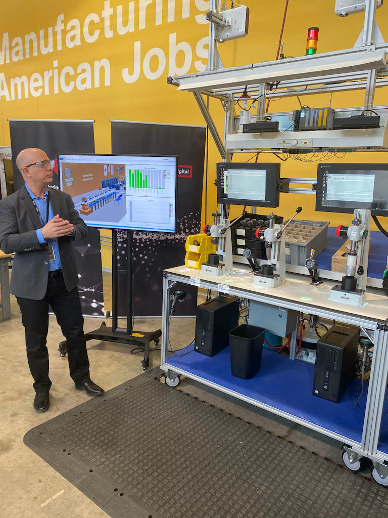 Tony Del Sesto, technical fellow for MxD, discusses the benefits of 5G industrial networking and what it will do for manufacturers. Courtesy: Chris Vavra, CFE Media and Technology