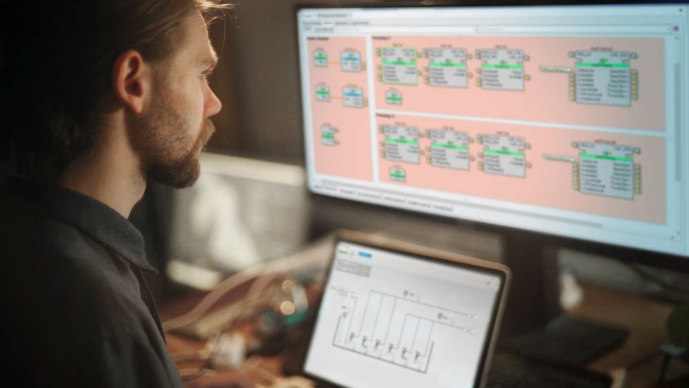 Figure 1: EcoStruxture Automation Expert is the world’s first universal automation offer based on the IEC 61499 standard for interoperability and portability. Universal Automation-compliant devices include the ATV dPAC controller that runs in a variable frequency drive (VFD), the M251 dPAC medium performance controller, the M580 dPAC high performance controller with extended I/O scalability, and Soft dPAC virtual PLC and edge computing, which is integrated and flexible. Courtesy: Schneider Electric