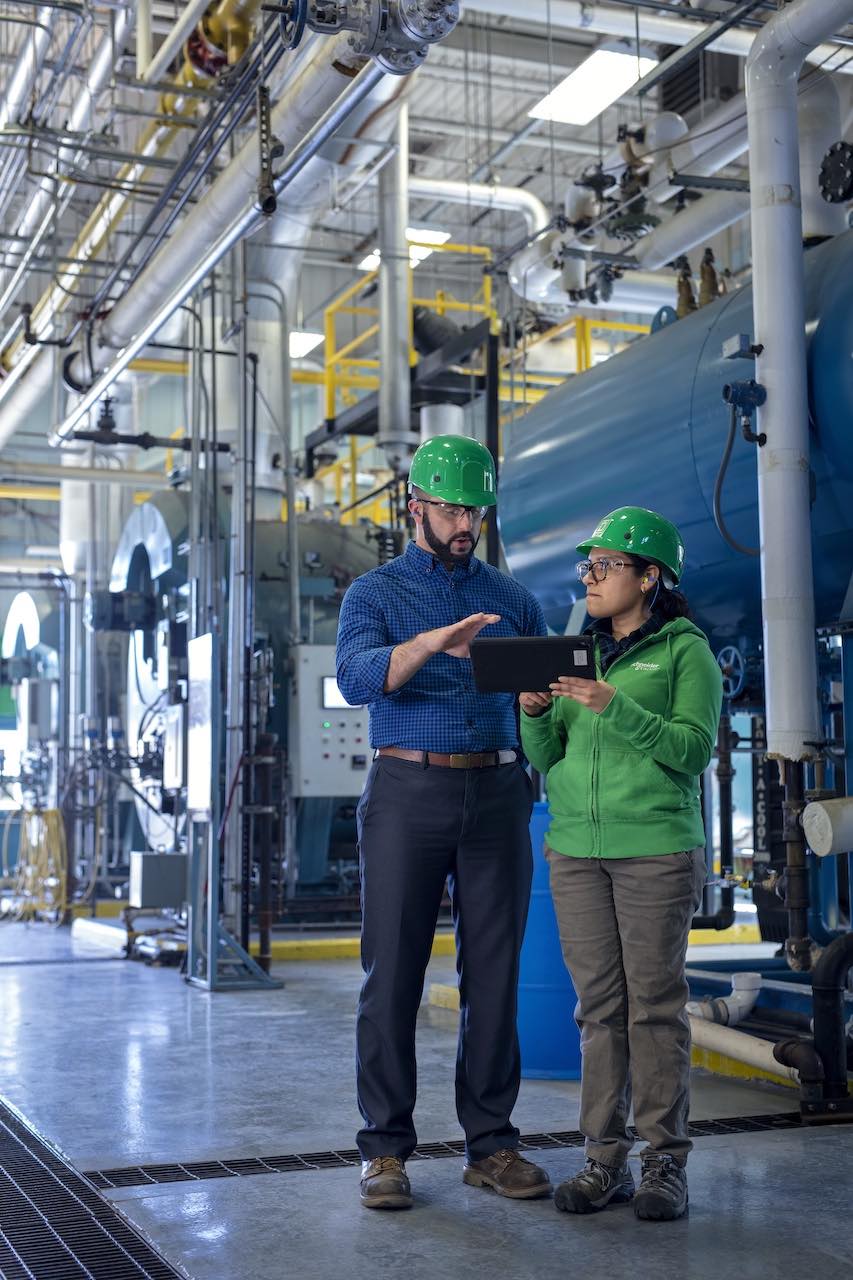 Figure 2: Employees at Schneider Electric Lexington use digital tools such as augmented reality (AR), remote monitoring and predictive maintenance to drive energy efficiency, sustainability and cost savings. Other smart factory technologies from Schneider Electric include Tesys Island, bank of smart motor starters and contactors controlled by one Ethernet connection and the EAE DiscoveryPack allowing software use free for one year with an engineering license activation and unlimited soft dPAC runtime licenses. Courtesy: Schneider Electric
