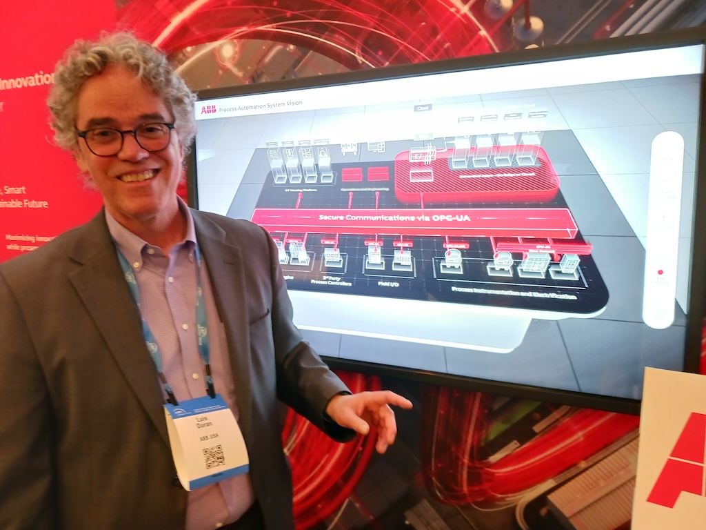 Figure 1: Distributed control system (DCS) of the future will include a process control system with enhanced capabilities, said Luis Duran, ABB global initiatives and strategy manager – the DCS, edge and cloud at the 2024 ARC Leadership Forum in Orlando. 