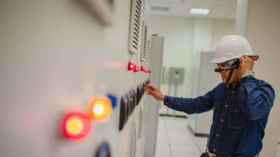 Honeywell announced Braskem Idesa has adopted its wearable connected technology solution at its Veracruz, Mexico, plant to improve productivity and compliance with process procedures. Courtesy: Honeywell