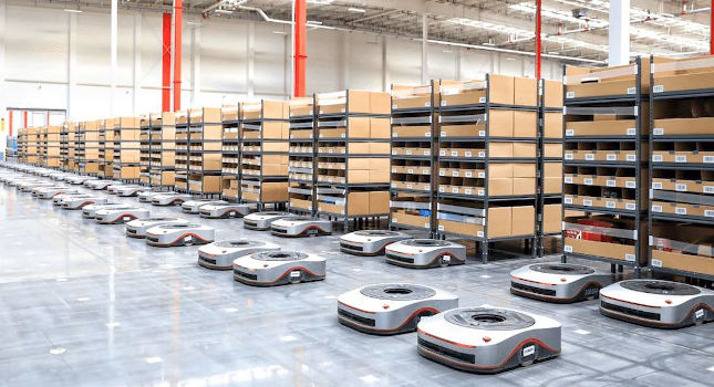 Robots in one of JD.com's fully automated warehouses. Courtesy: JD.com/USC Viterbi