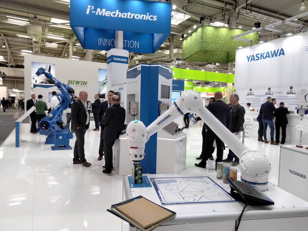 Yaskawa’s Motoman robots are heavy duty industrial robots used in welding, packaging, assembly, coating, cutting, material handling and general automation. Courtesy: CFE Media and Technology