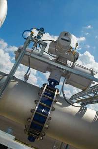 Rotork's Skilmatic electro-hydraulic valve actuators combine facilitate remote supervision with asset management and are designed for emergency shutdown (ESD) duties for oil and gas applications. Courtesy: Rotork