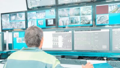 Empowering operators through improved situational awareness and better handling of abnormal conditions helps them make better decisions and so improve safety and process uptime. Courtesy: ABB
