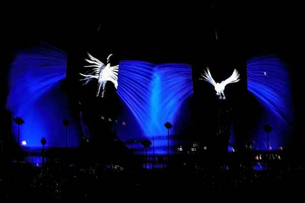 Even the giant LED screen on each bird is positioned by a hydraulic cylinder to synchronize its display angle with the bird’s motion.