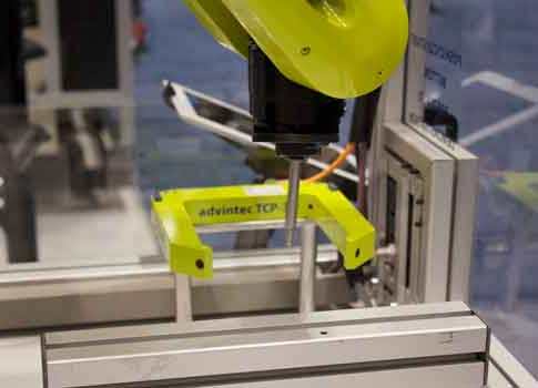 Leoni's advintec TCP-3D high-precision tool is for any robot that uses rotation-symmetric tools. It measures the tool’s position electronically in six dimensions and adjusts the control program to keep the tool in correct position. Courtesy: Leoni