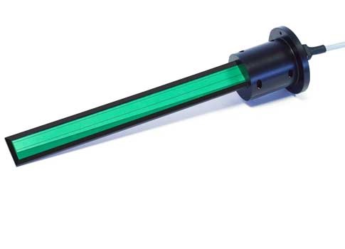 The Fringe Effect Level Transducer (FELT) has been developed by Cambridge Consultants to offer a better way to monitor the level of a wide variety of fluids. FELT has no moving parts and is immune to temperature change. It is robust and is not affected by